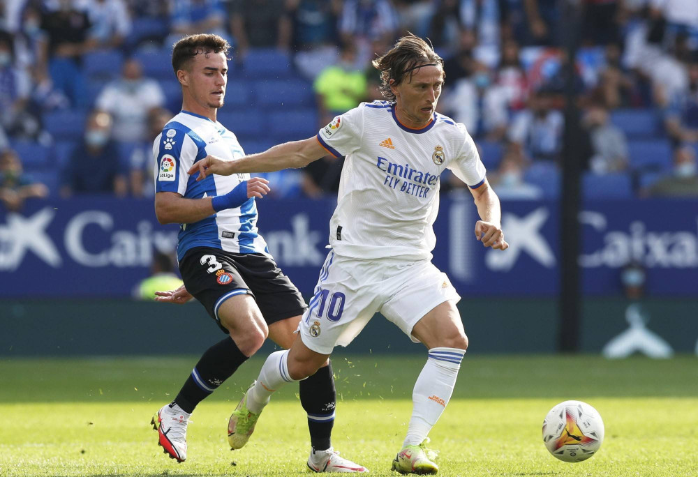 持以米勒的 持以米勒的