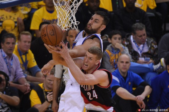 在队员沮丧 在队员沮丧