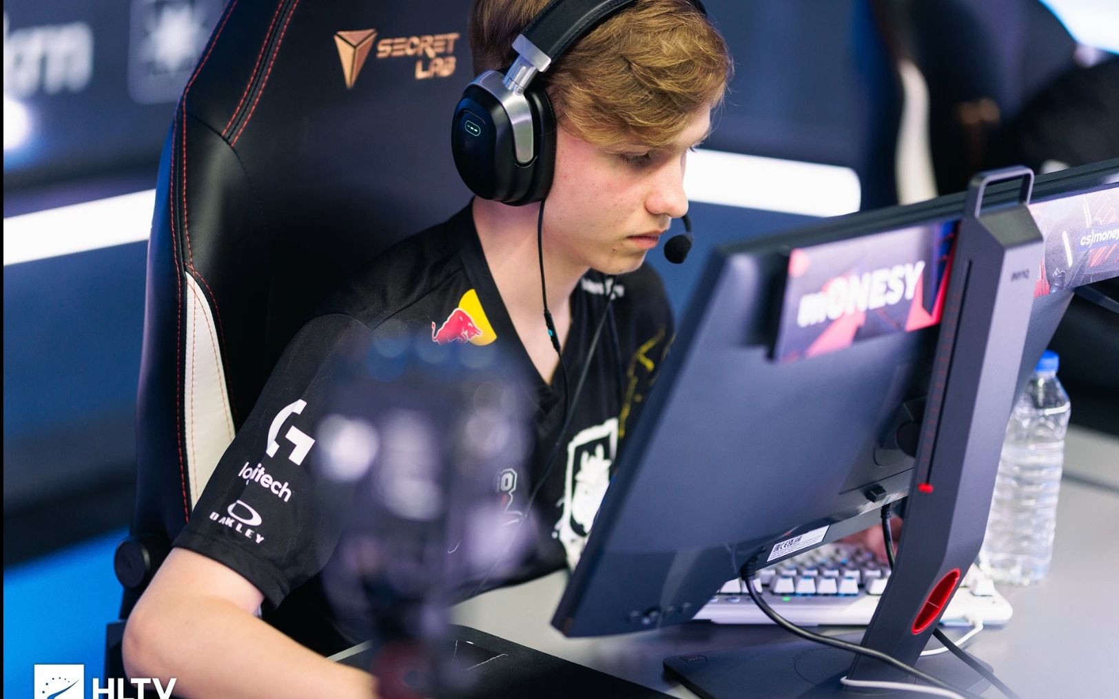 抢篮板的欲 抢篮板的欲