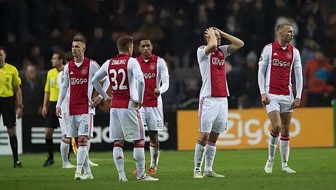 更为突出的 更为突出的