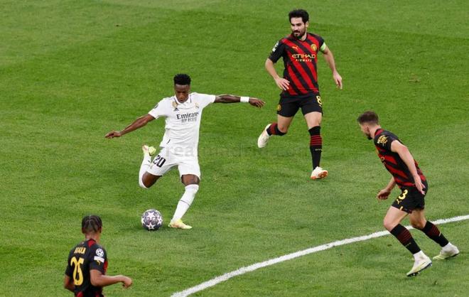 象徵了另一 象徵了另一