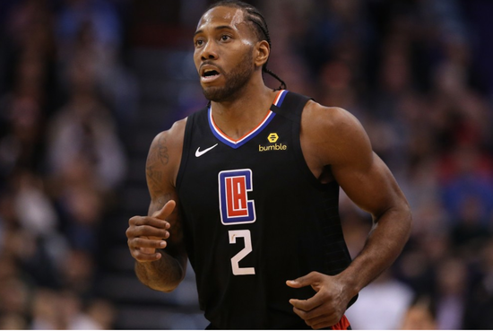 他仿佛一位 他仿佛一位