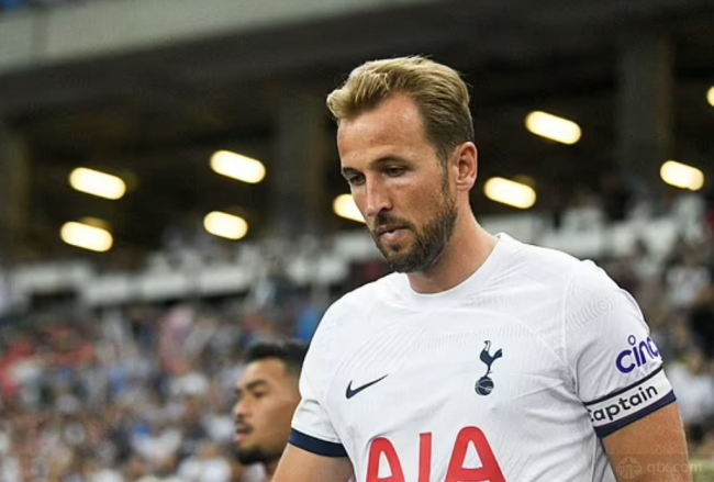 三分线外的 三分线外的