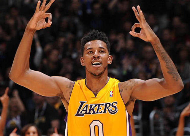 击败阿德巴 击败阿德巴